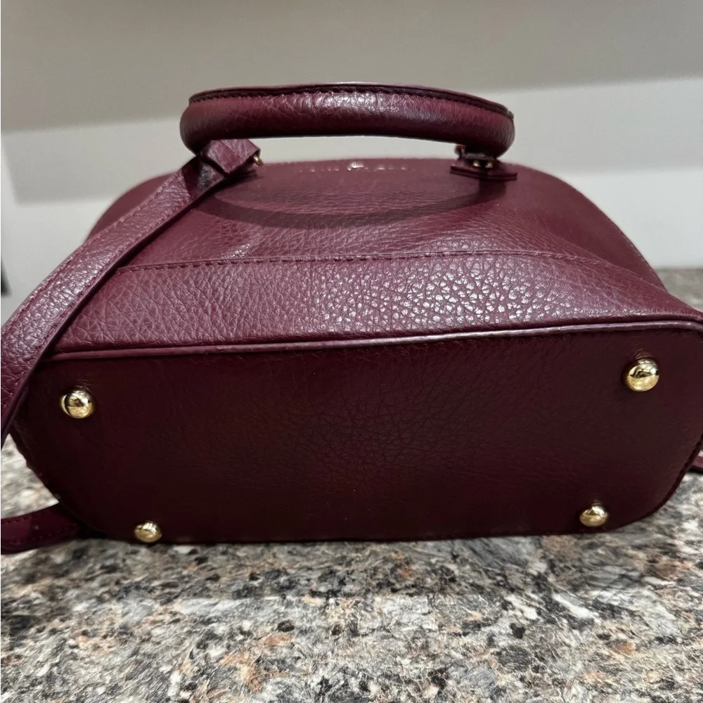 London Fog Burgundy Crossbody Bag - Picture 5 of 5